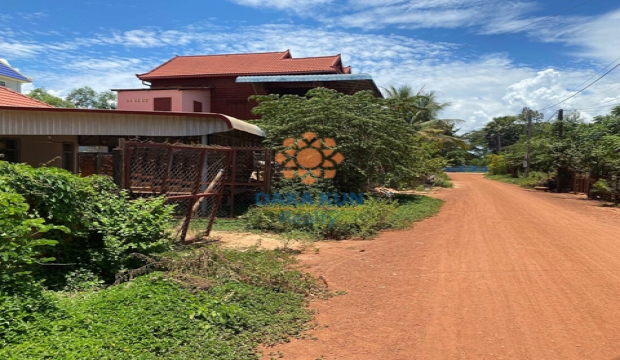 Land for Sale near Damdek Market, Siem Reap